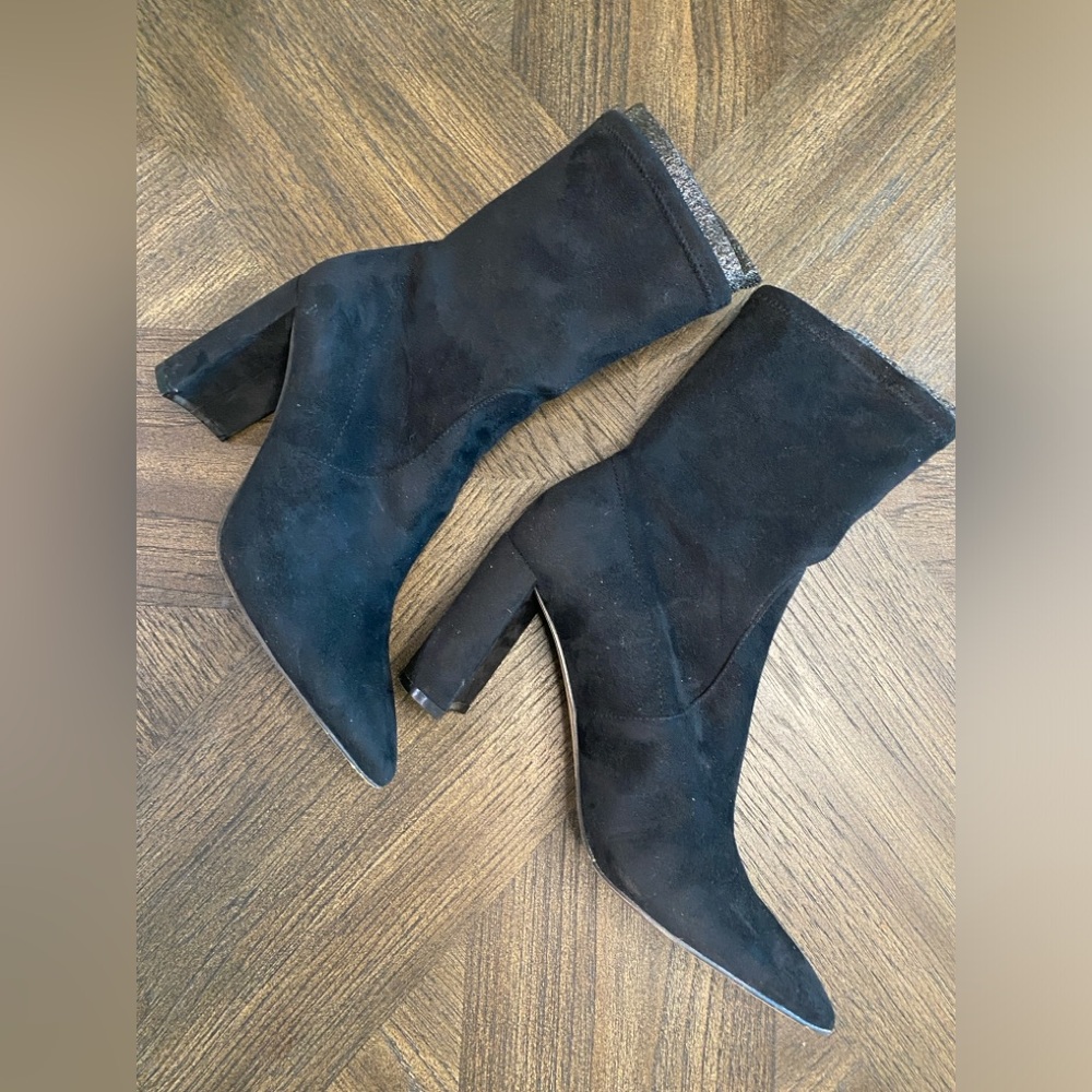 High heel boots Sz 7.5